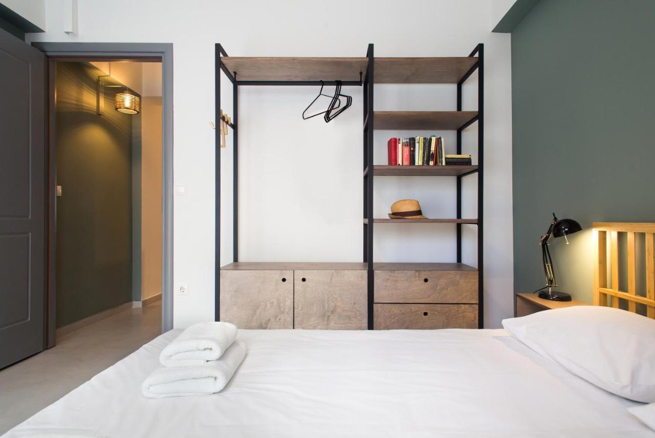 Soho Apartments By Olala Homes Атина Екстериор снимка