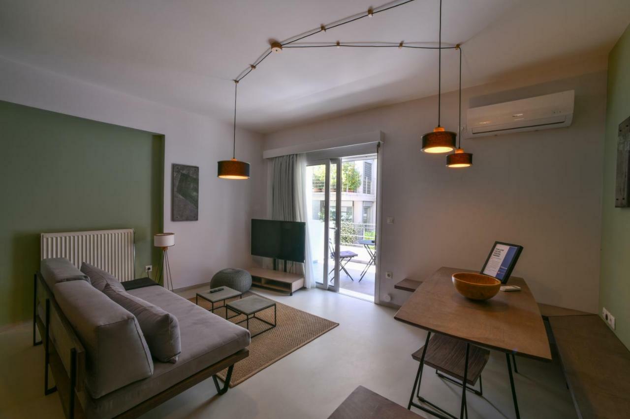 Soho Apartments By Olala Homes Атина Екстериор снимка